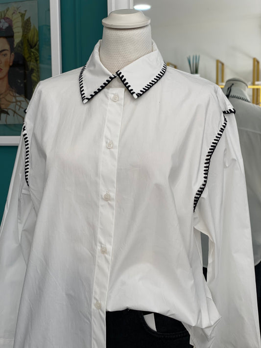 Camicia Details